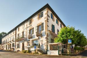 Arraya - How To Book Your Stay