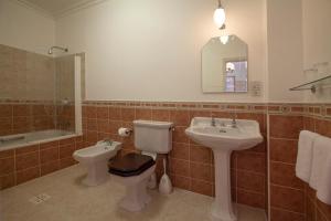 Arundel House Hotel - Location and Accessibility