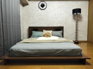 B25 New Inn Central Shinjuku, 10 Mins to Station, Max 4 Direct Access to Shinjuku, Hot Spring Bath, Outdoor Area, Wooden Furniture, Original Accommodation - House Rules