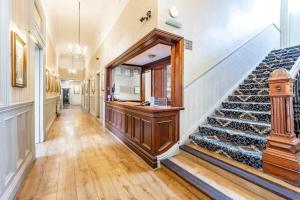 Best Western Limpley Stoke Hotel - Guest Policies