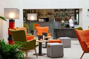 Best Western Plus Hotel Escapade Senlis - Amenities and Services