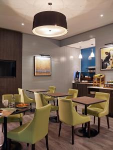 Best Western Plus Vauxhall Hotel - Dining Options and Breakfast
