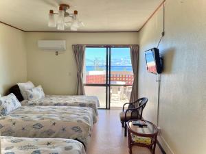 Bich Said Ponshon Miwaru - Facilities and Services
