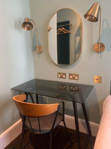 Bloomsbury Palace Hotel - Policies and Guest Information