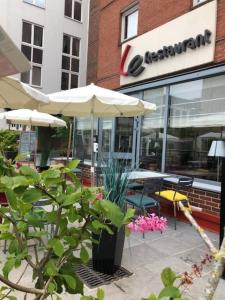Campanile Saint-Quentin-En-Yvelines - How To Book Your Stay