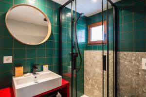 Chalet Nant Rouge - Location Highlights