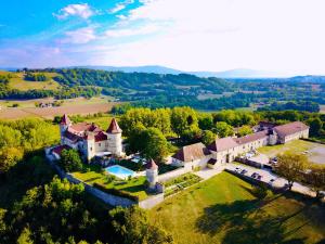 Château Chapeau Cornu - How To Book Your Stay