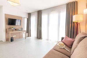 Comfort Aparthotel Cannes Mandelieu - How To Book Your Stay