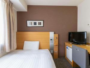 Comfort Hotel Osaka Shinsaibashi - Room Features and Accommodations