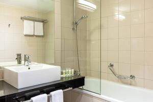 Courtyard by Marriott Paris Saint Denis - Nearby Attractions