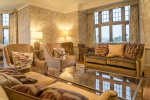 Cragwood Country House Hotel - Policies and Booking Information