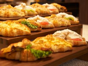 CROSS Life Hakata Tenjin - Proximity to Attractions