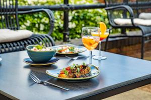 Crowne Plaza Reading - Dining Experiences