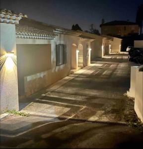 DOMAINE LOU BEL AZUR - Between Sky and Earth - Policies and Guidelines