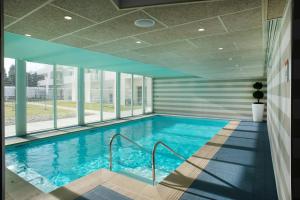 DOMITYS THE PAGELLES - Additional Services