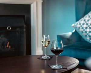 DoubleTree by Hilton London – Docklands Riverside - Amenities and Services