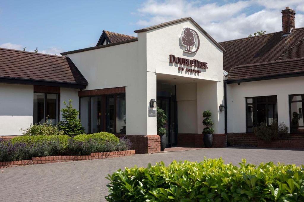DoubleTree by Hilton Oxford Belfry - Dining and Dining Experiences