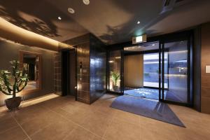 Doutonbori Crystal Hotel IV - Accessibility and Sustainability