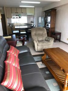 Eagle Lodge - Amenities and Services