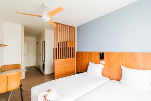 Ecla Paris Villejuif - About Staying Here