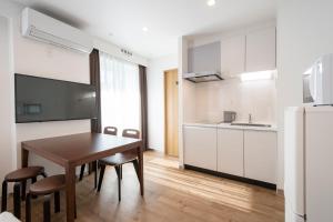 Eisei Stay - Booking Information