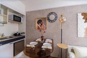 G59 New Inn Central Shinjuku - 5 Mins to Station, Max 4 Direct Access to Shinjuku, Hot Spring on the Roof, Wooden Bathtub, Original Inn - Frequently Asked Questions