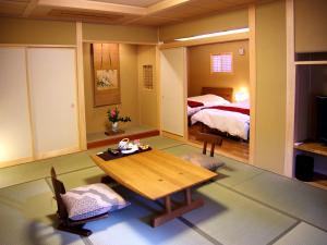 Gero Onsen Yukyunohana - Guest Feedback