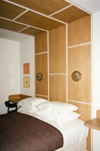 Habitual Hotel - Room Accommodations