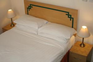 Hanover Hotel & McCartneys Bar - Guest Feedback Highlights