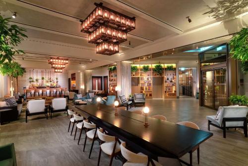 Hart Shoreditch Hotel London, Curio Collection by Hilton - Dining Options