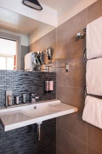 Helussi Hotel - Facilities and Amenities