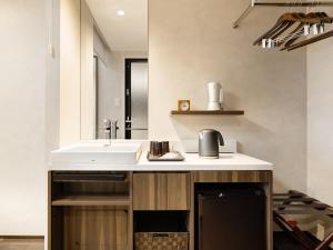 &Here TOKYO UENO - Dining and Shopping