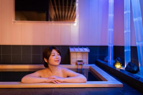 High-End Travel Lodge in a Scenic Area, With a 5-Minute Walk to the Beach and a 10-Minute Drive to the New Shopping Complex - Check-in and Check-out