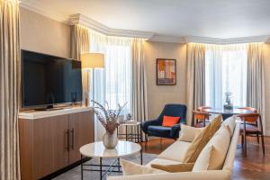 Hilton London Metropole - Nearby Attractions