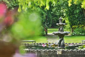 Hogarths Stone Manor - Policies and Accessibility