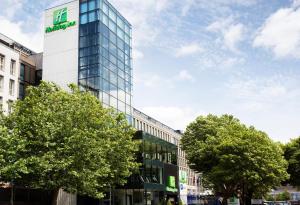 Holiday Inn Bristol City Centre, an IHG Hotel - Disability-Friendly Features