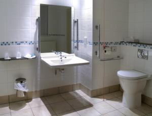Holiday Inn Chester South, an IHG Hotel - Dining Options