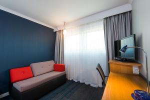 Holiday Inn Express Newcastle Gateshead, an IHG Hotel - Questions About Staying Here