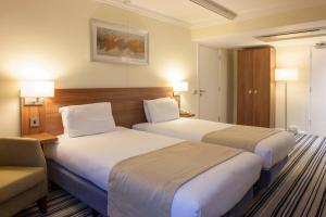 Holiday Inn Haydock, an IHG Hotel - Additional Services and Offerings