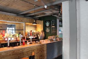 Holiday Inn Kenilworth - Warwick, an IHG Hotel - Outdoor Facilities and Amenities