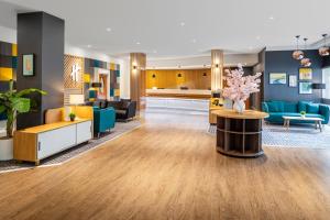 Holiday Inn Leicester City, an IHG Hotel - Accessibility and Policies