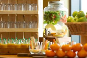 Holiday Inn London Brentford Lock, an IHG Hotel - Dining Options