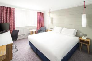 Holiday Inn Peterborough West, an IHG Hotel - Policies and Booking Information