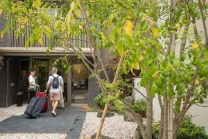 HOME INN KUJO KAWARAMACHI - Hotel Facilities