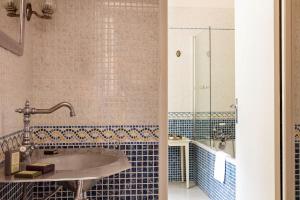 Hostellerie Du Château Les Muids - Accessibility for Disabled Guests