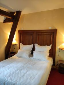 Hostellerie Les Hauts De Sainte Maure - Rooms and Accommodations
