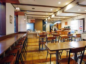 Hotel Aston Hotel Osaka Sakai - Location and Accessibility