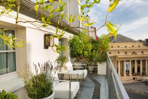 Hotel Baume - Services Offered