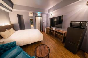 Hotel Brick - Booking Information