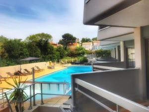 Hotel Brise De Mer - Indoor & Outdoor Swimming Pool - Room Types and Descriptions